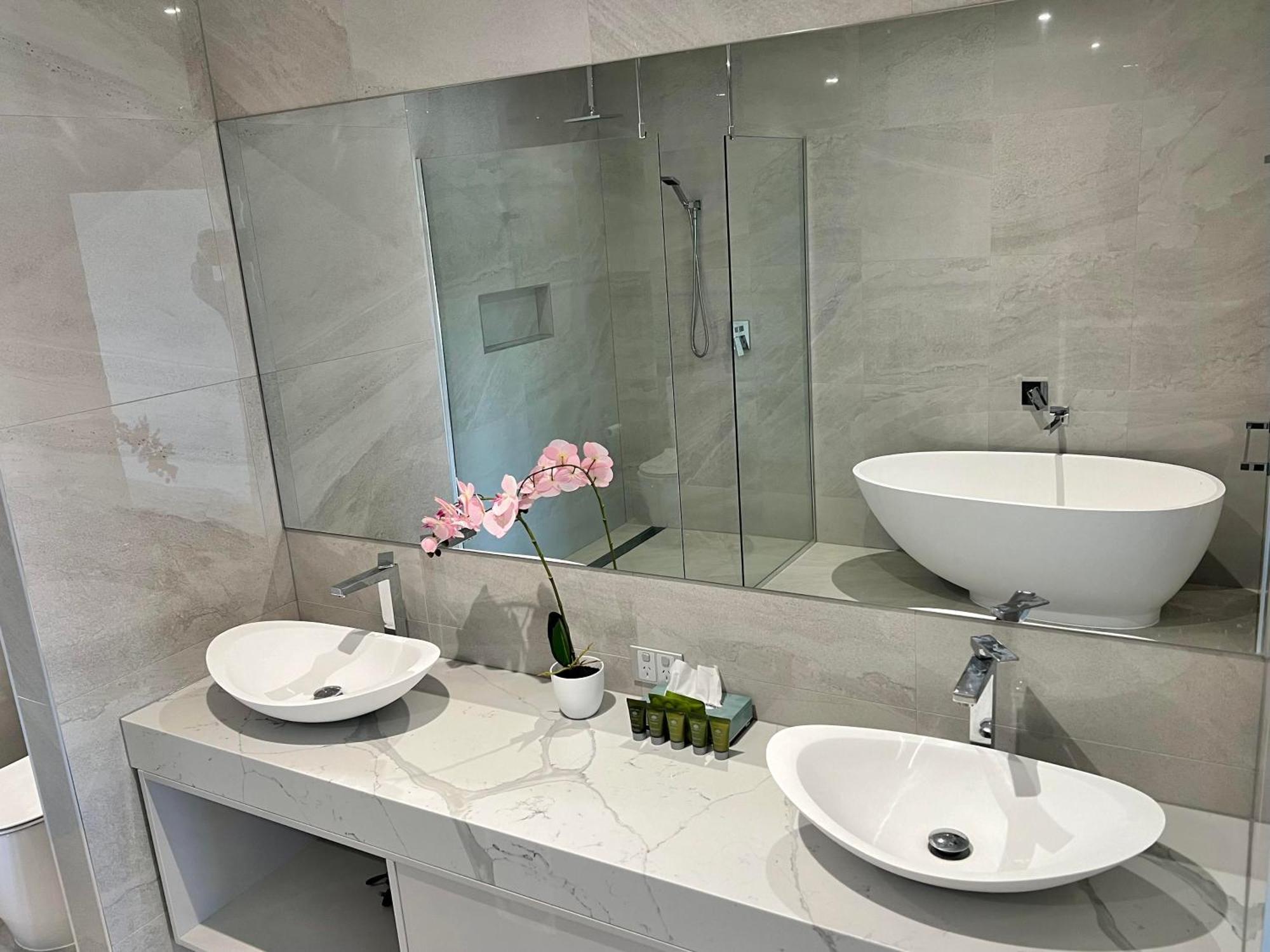 Sixty Six Boutique Apartments Гобарт Екстер'єр фото